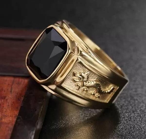 Men’s Iced Out Rings: How to Choose the Perfect Bling for Your Style